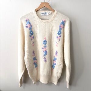 Vintage Woodstock International Lambswool Floral Embroidered Sweater Cottagecore